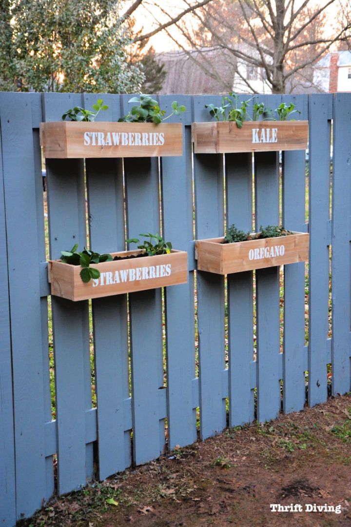 Make Hanging Fence Garden Planters