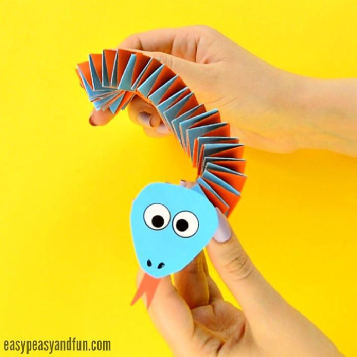 Accordion Paper Snake Craft for Kids