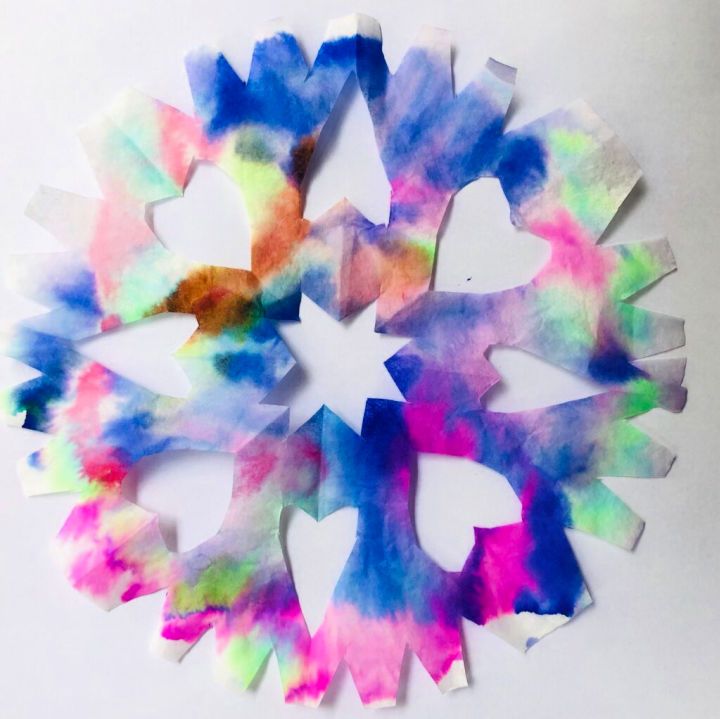 Coffee Filter Snowflakes With Washable Markers