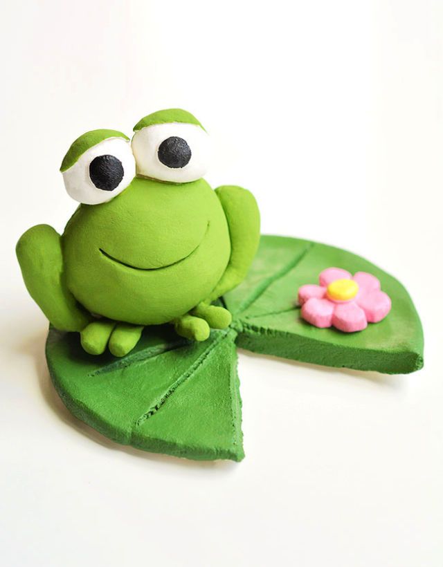 Cute Frog to Make Out of Clay