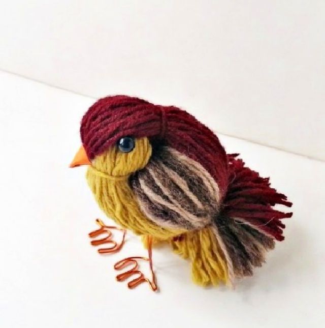 Cute DIY Bird Out of Leftover Yarn
