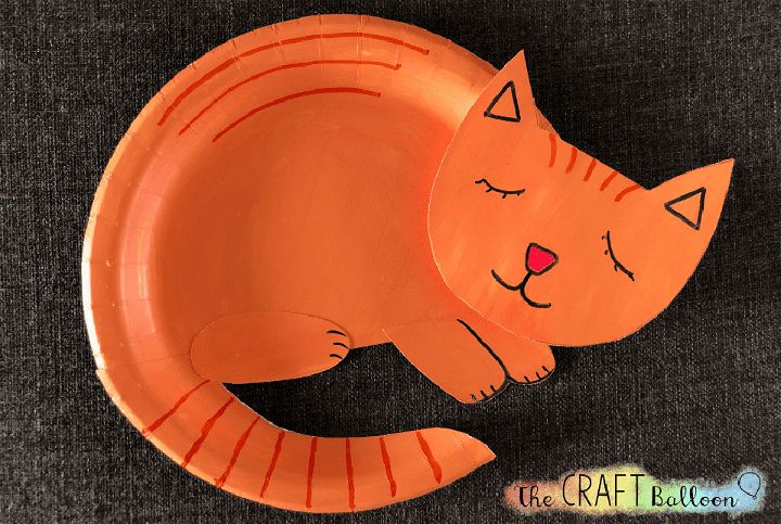 DIY Paper Plate Curled Up Cat