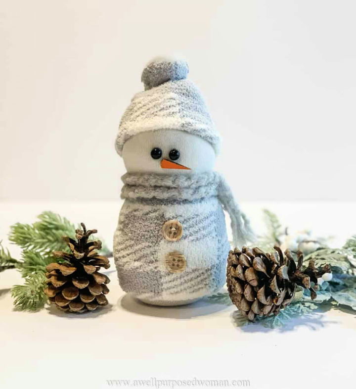 DIY Sock Snowman From Old Socks