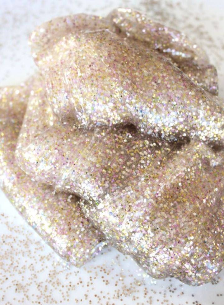 DIY Sparkling Glitter Slime for New Years
