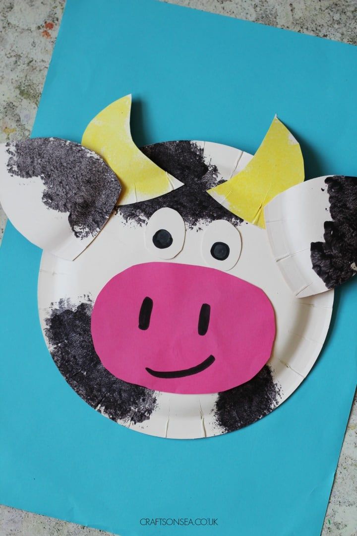 Easy DIY Paper Plate Cow 