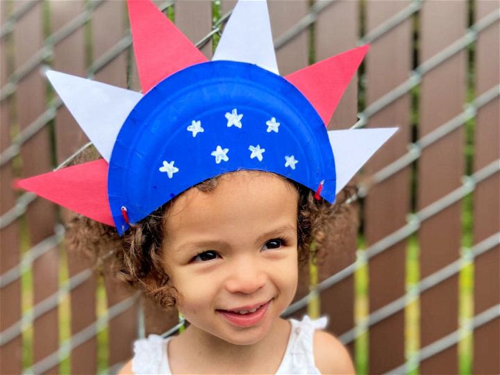 Fourth of July Paper Plate Hat Craft