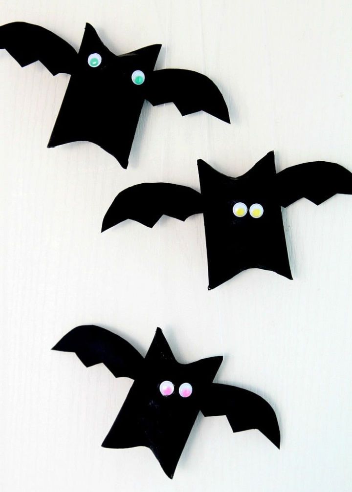 Halloween Bats Using Toilet Paper Roll