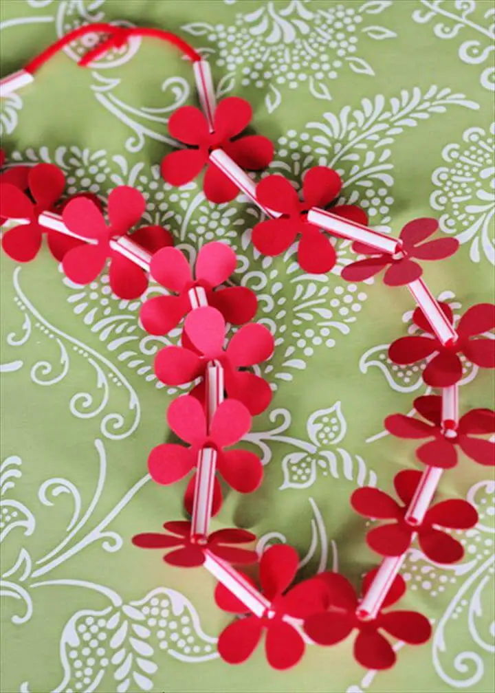 How to Make Paper Straws - Red Ted Art - Kids Crafts