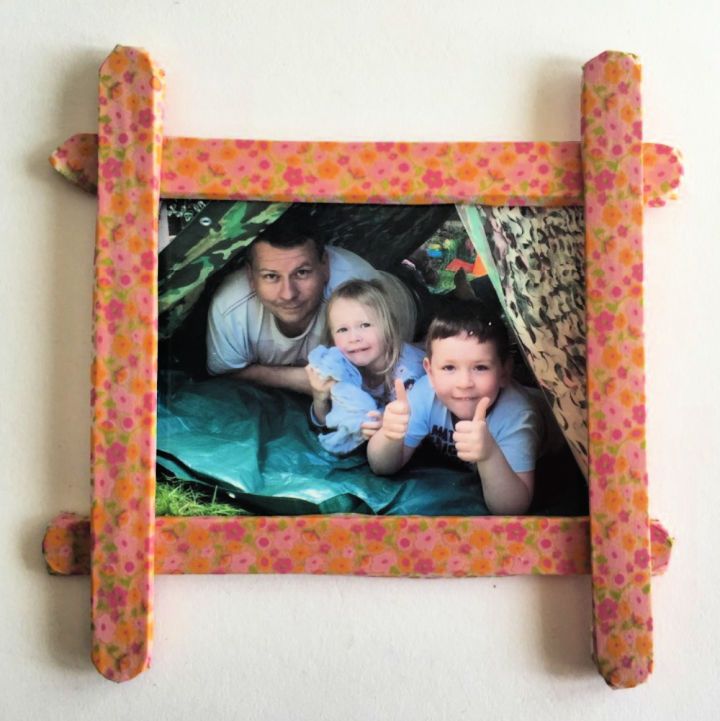 DIY Craft Stick Photo Frames for Father's Day