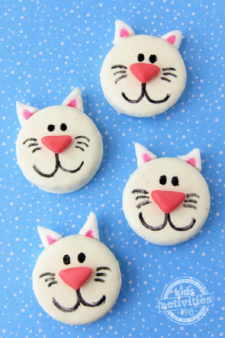 How to Make Oreo Cats at Home