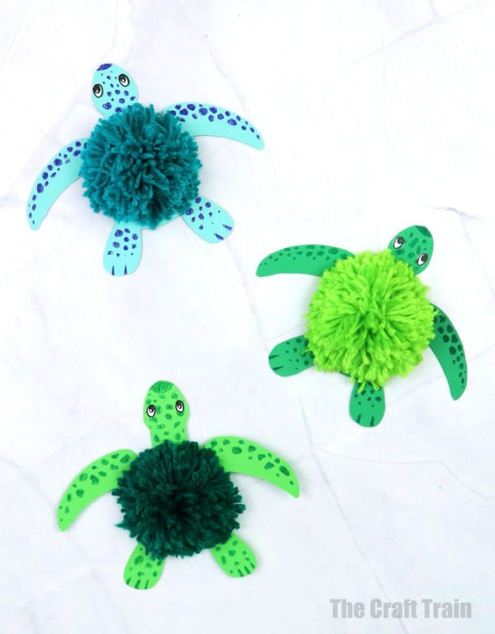 Make a Yarn Turtle With Free Printable Templates