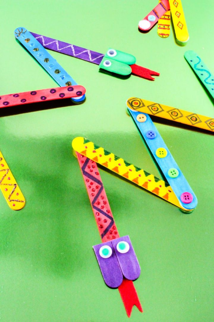 Mix N Match Popsicle Snake Arts and Crafts