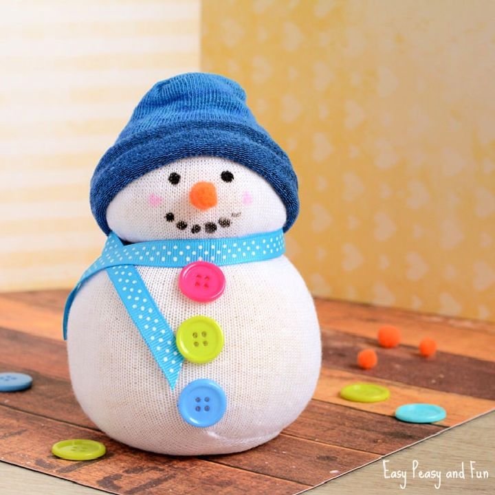 No-Sew DIY Sock Snowman
