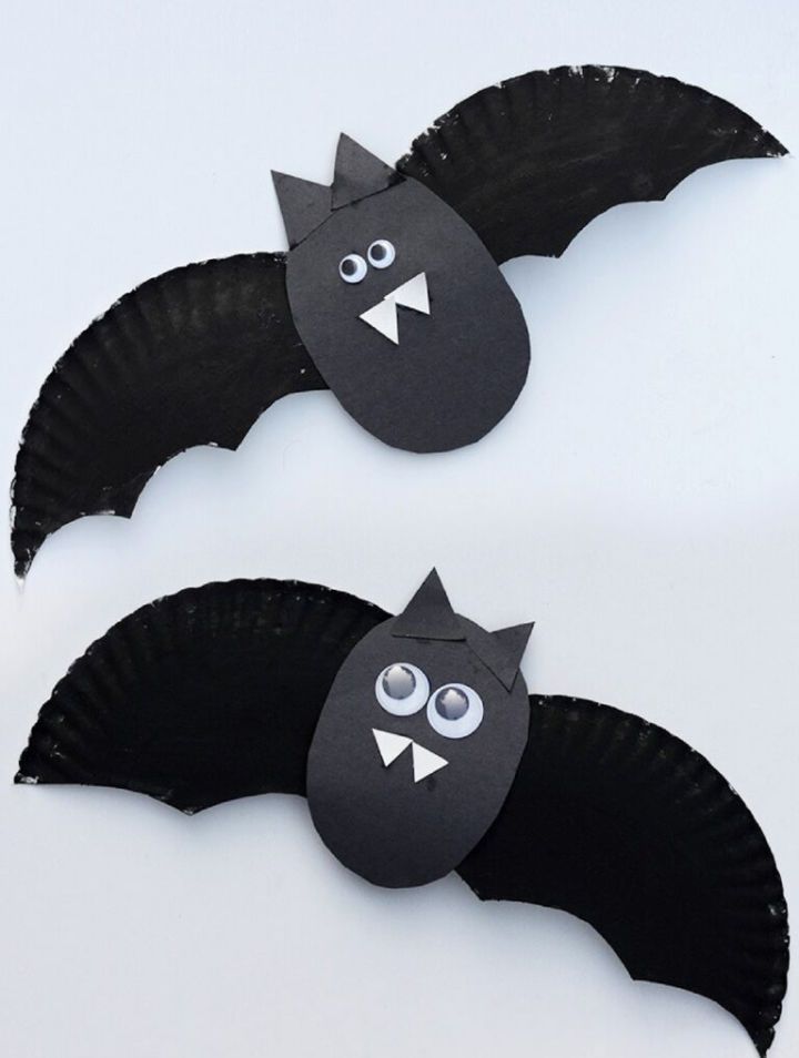 Paper Plate Bat Craft for Toddlers
