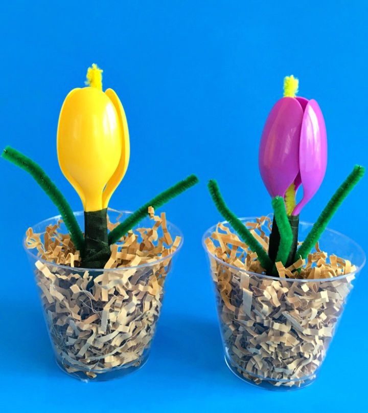Plastic Spoon Flower Activities for Kids