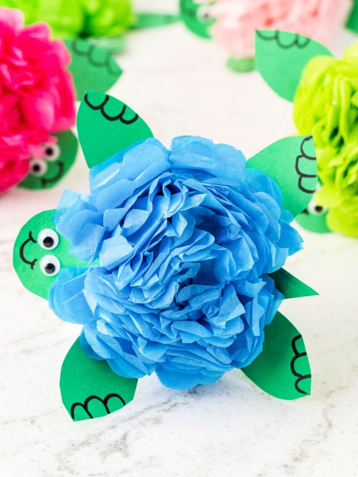 Pretty DIY Tissue Paper Turtle