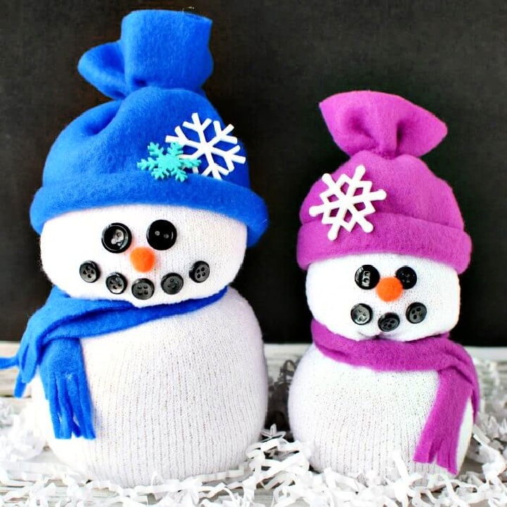 How to Make an Easy Sock Snowman Craft - This Pixie Creates