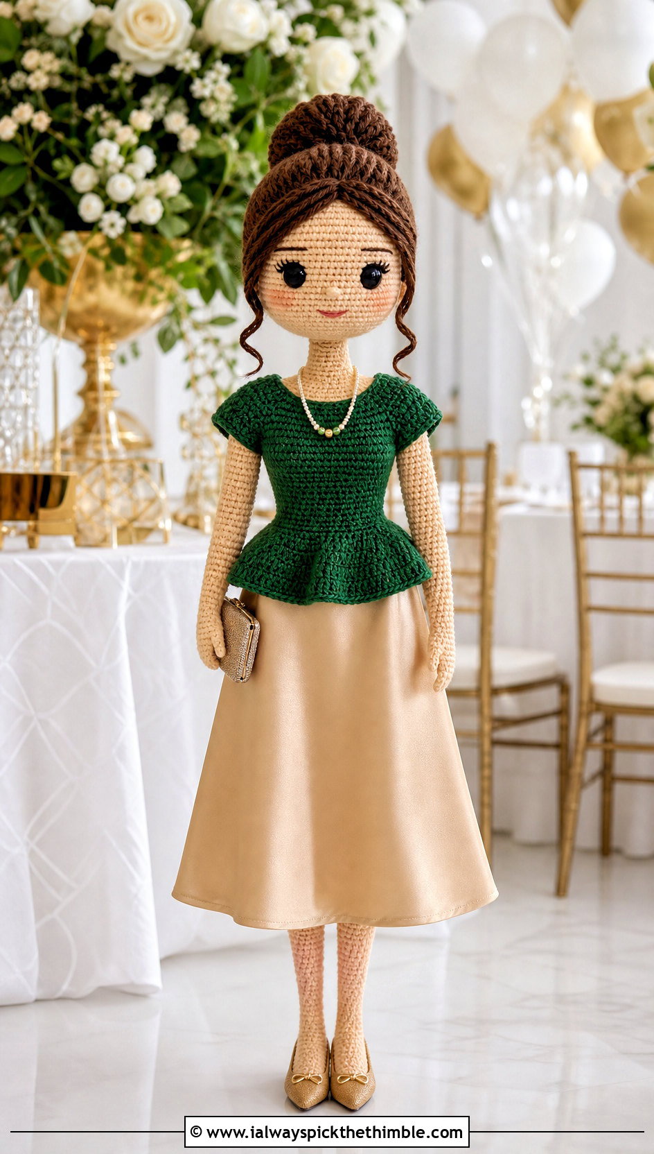 Amigurumi Peplum Top With Satin Skirt - 25 amigurumi clothes and outfit ideas