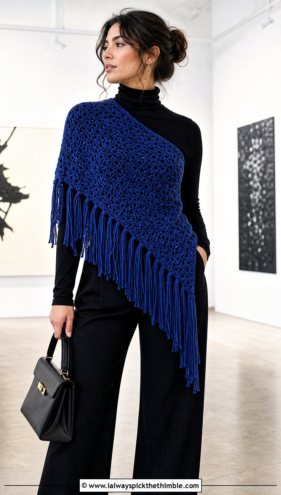 Asymmetrical Fringe Crochet Shawl Scarf With Monochrome Outfit - 20 Crochet Scarf Fringe Ideas