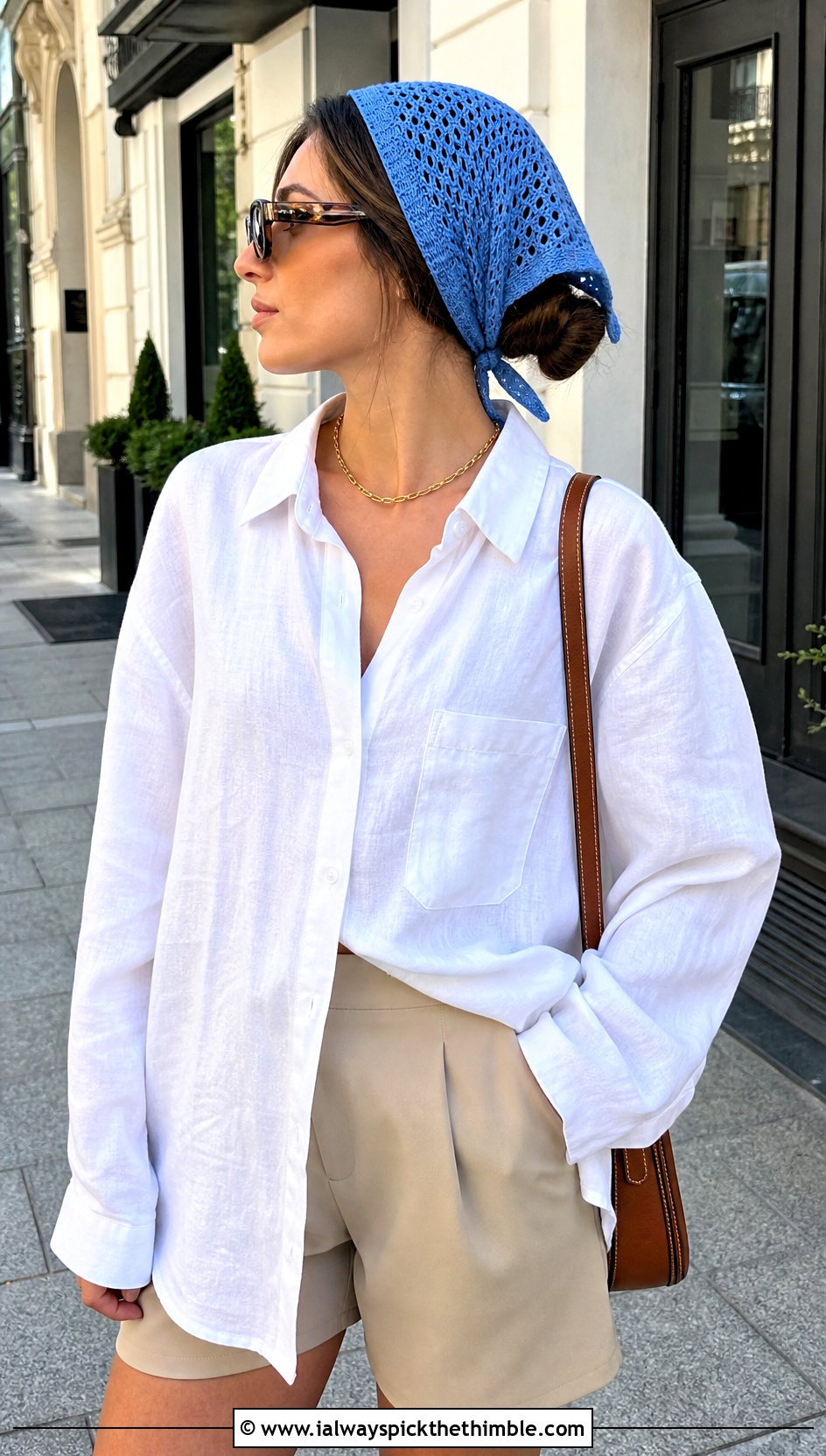 Bandana Tail Crochet Hair Tie Scarf With White Shirt Outfit - 20 crochet hair tie scarf outfit ideas