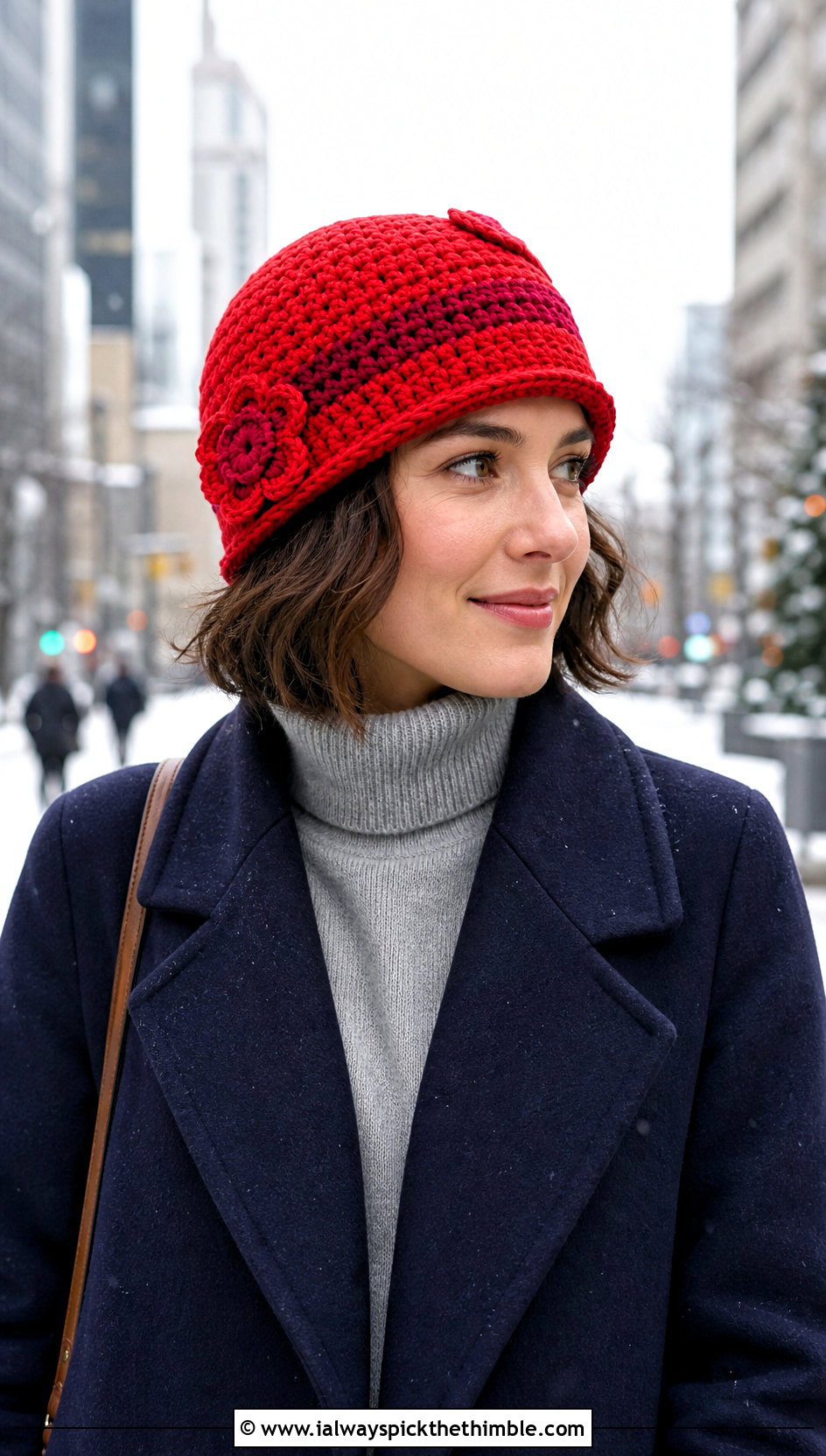 Banded Crochet Flapper Hat With Long Coat - 20 crochet flapper hat outfit ideas