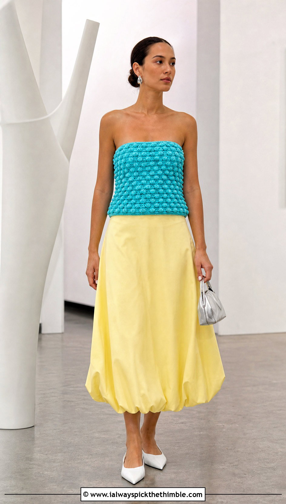 Bobble Stitch Crochet Tube Top With Bubble Skirt - 25 strapless crochet top outfit ideas