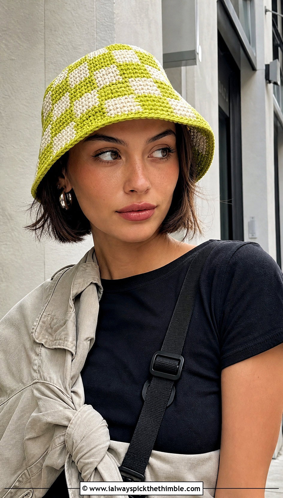 Checkerboard Crochet Bucket Hat With Cargo Pants - 25 crochet bucket hats outfit ideas