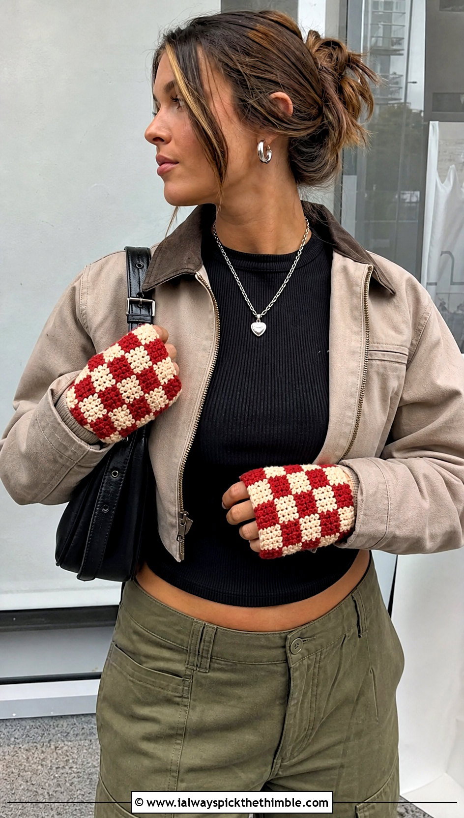 Checkerboard Crochet Fingerless Mittens With Cargo Pants - 20 crochet hand mittens outfit ideas