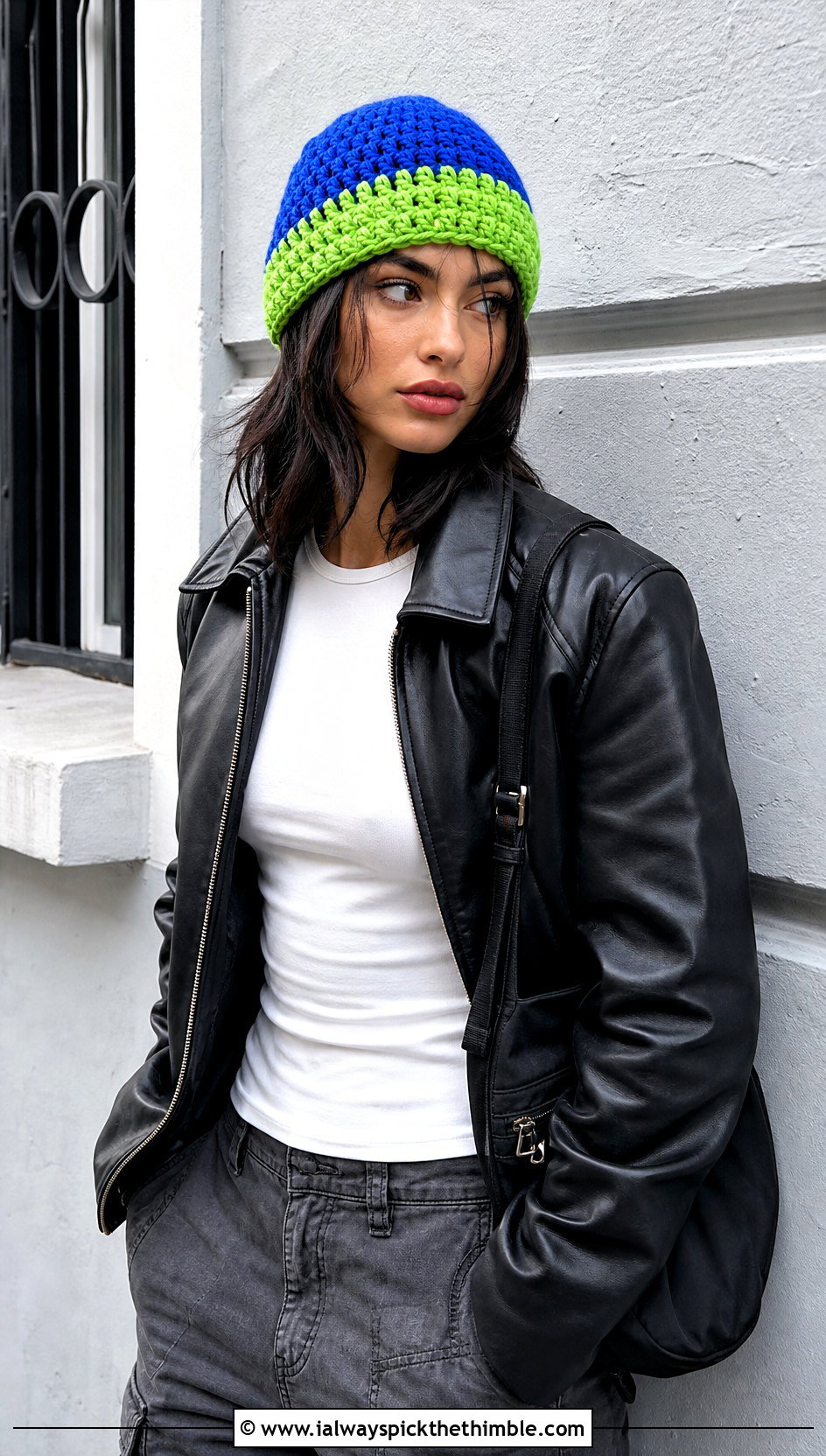Chunky Contrast Brim Color Block Crochet Beanie With Leather Jacket And Cargo Pants - 20 Color Block Crochet Beanie outfit ideas