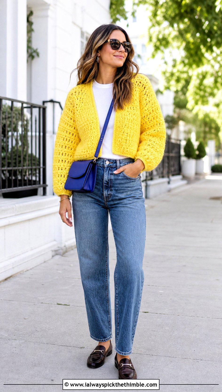 Chunky Cropped Sally Cardigan With Straight Leg Jeans - 20 Crochet Sally Cardigan outfit ideas
