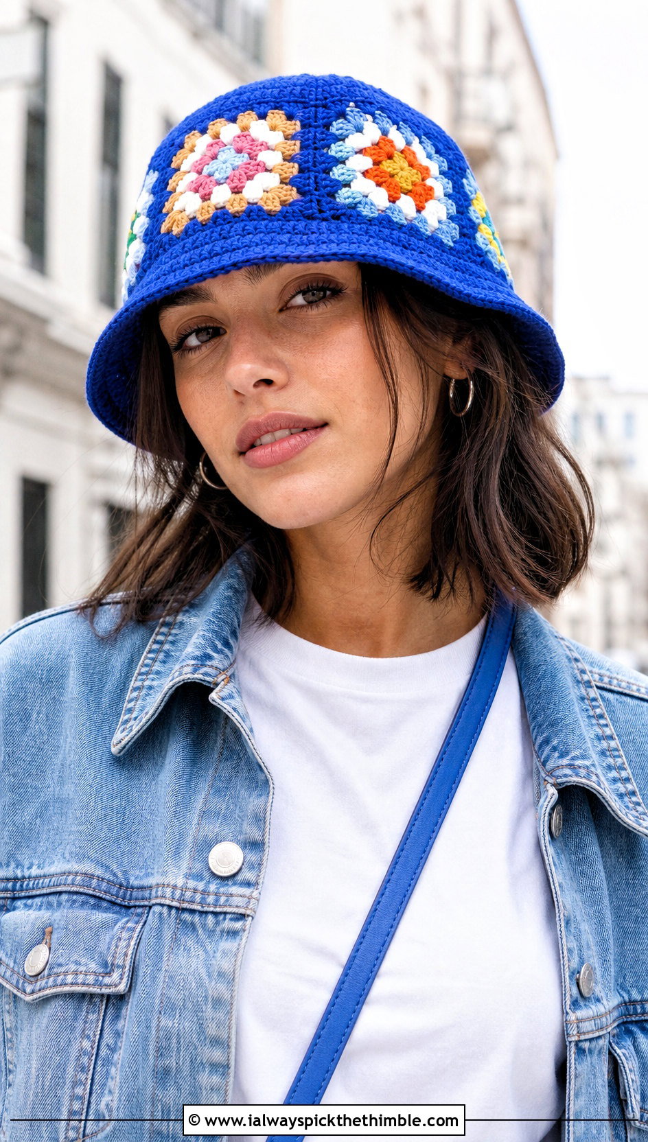 Classic Granny Square Bucket Hat With White Tee And Jeans - 25 Granny Square Bucket Hat outfit ideas