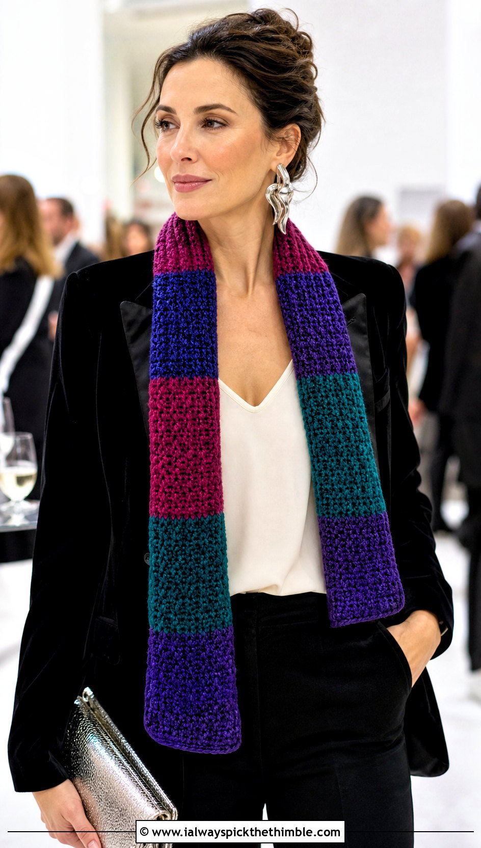 Classic Rectangular Velvet Crochet Scarf With Evening Suit - 20 Velvet Crochet Scarf outfit ideas