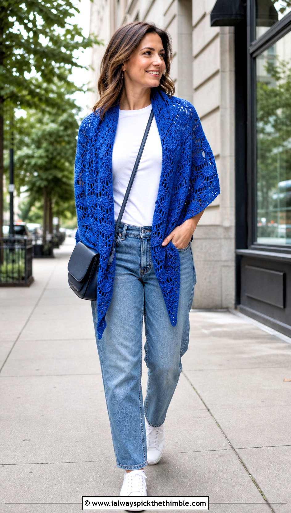 Classic Triangle Virus Shawl With Straight Leg Jeans - 25 crochet virus shawl outfit ideas