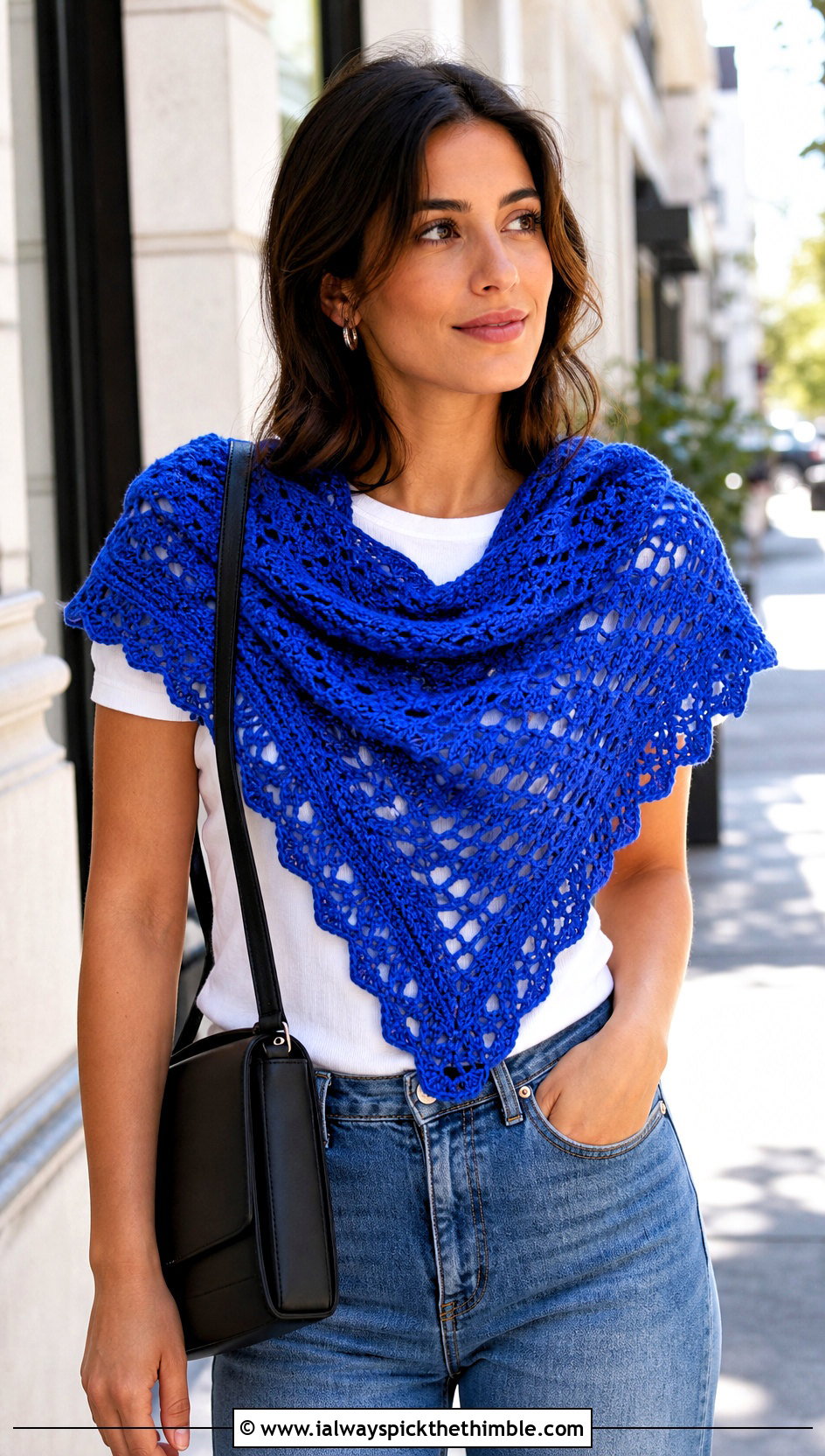 Classic Triangle Virus Shawl With Straight Leg Jeans - 15 crochet virus shawls outfit ideas