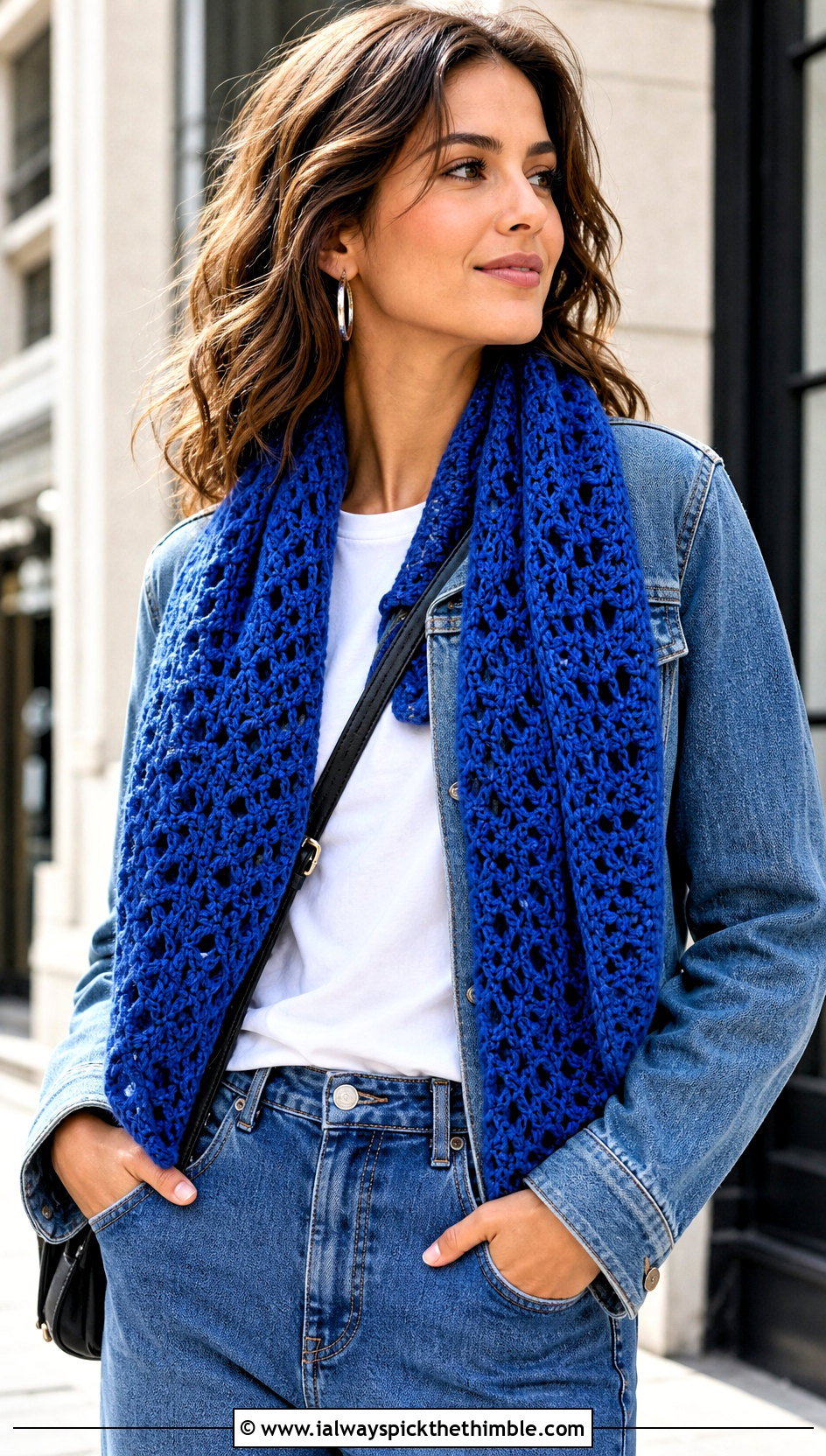 Classic V Stitch Scarf With Denim Jacket - 20 crochet v stitch scarf outfit ideas