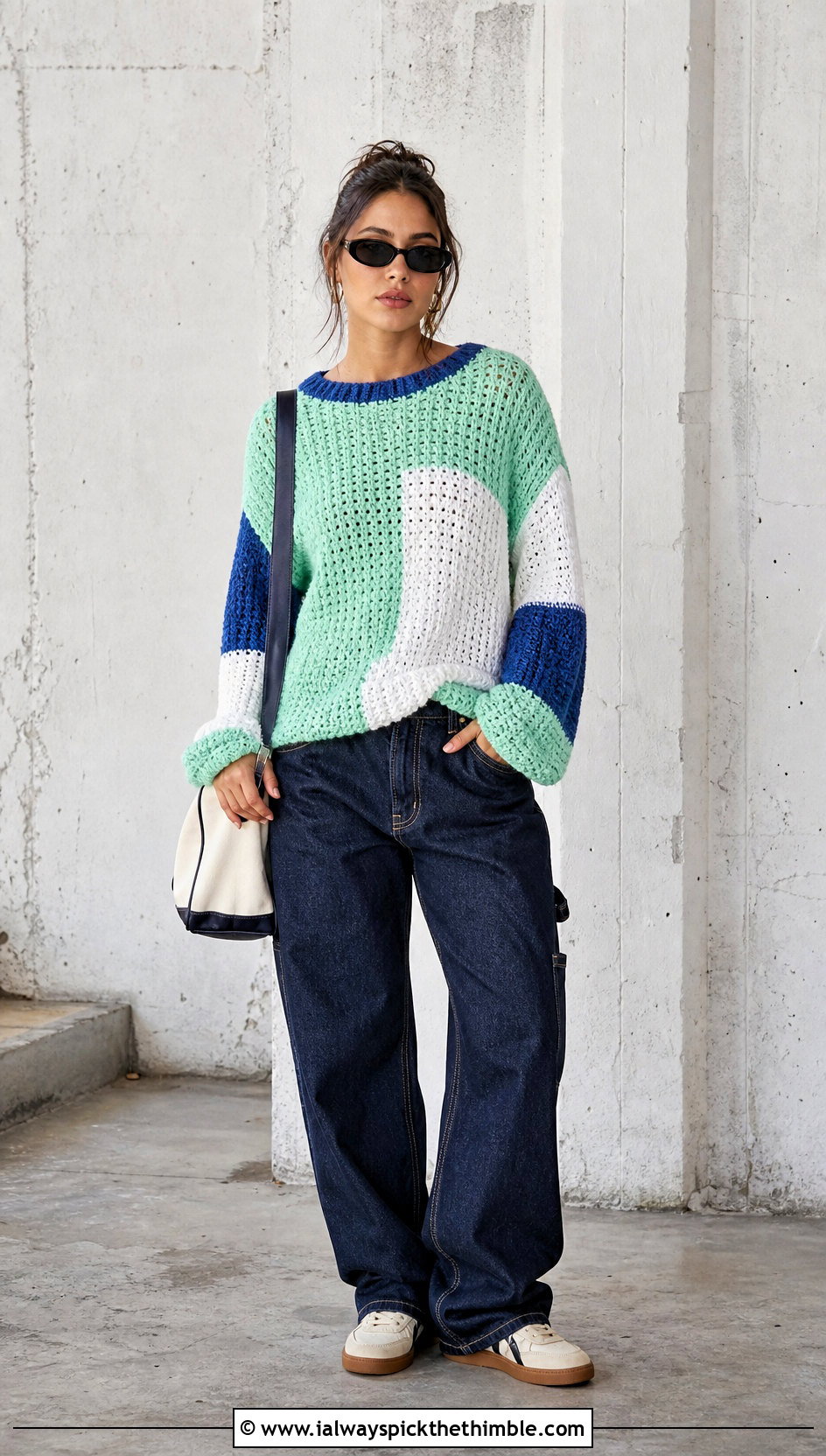 Color Block Baggy Crochet Sweater With Carpenter Jeans - 25 baggy crochet sweater outfit ideas