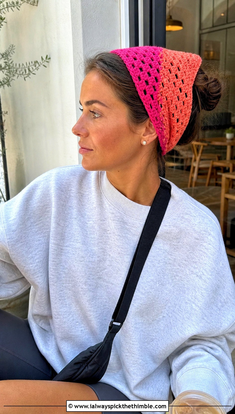 Color Block Crochet Triangle Hair Scarf With Sweatshirt And Bike Shorts - 20 crochet triangle hair scarf outfit ideas