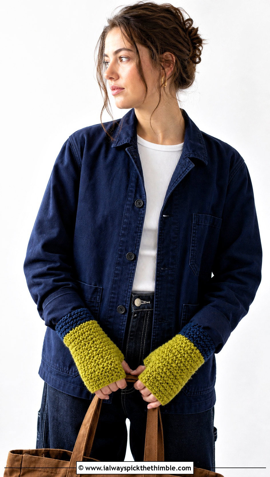 Color Block Moss Stitch Fingerless Gloves With Utility Outfit - 15 Crochet Moss Stitch Fingerless Gloves outfit ideas