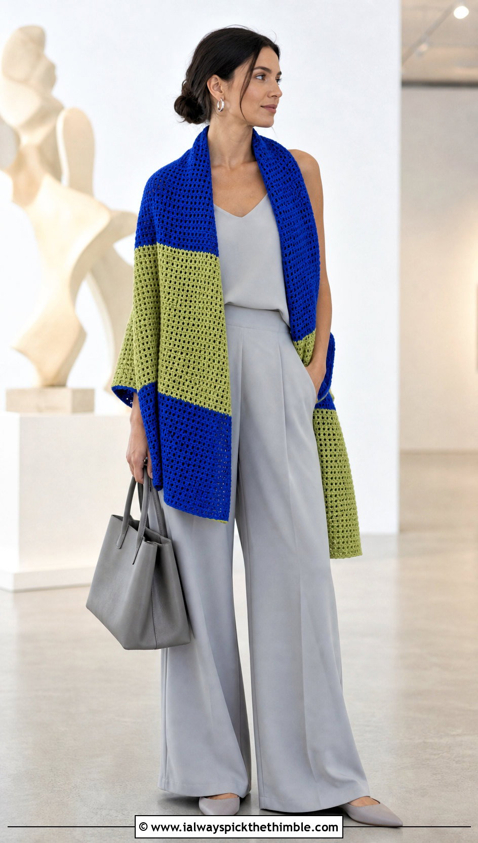 Color Block Rectangle Crochet Shawl With Monochrome Outfit - 20 Easy Crochet Rectangle Shawl outfit ideas