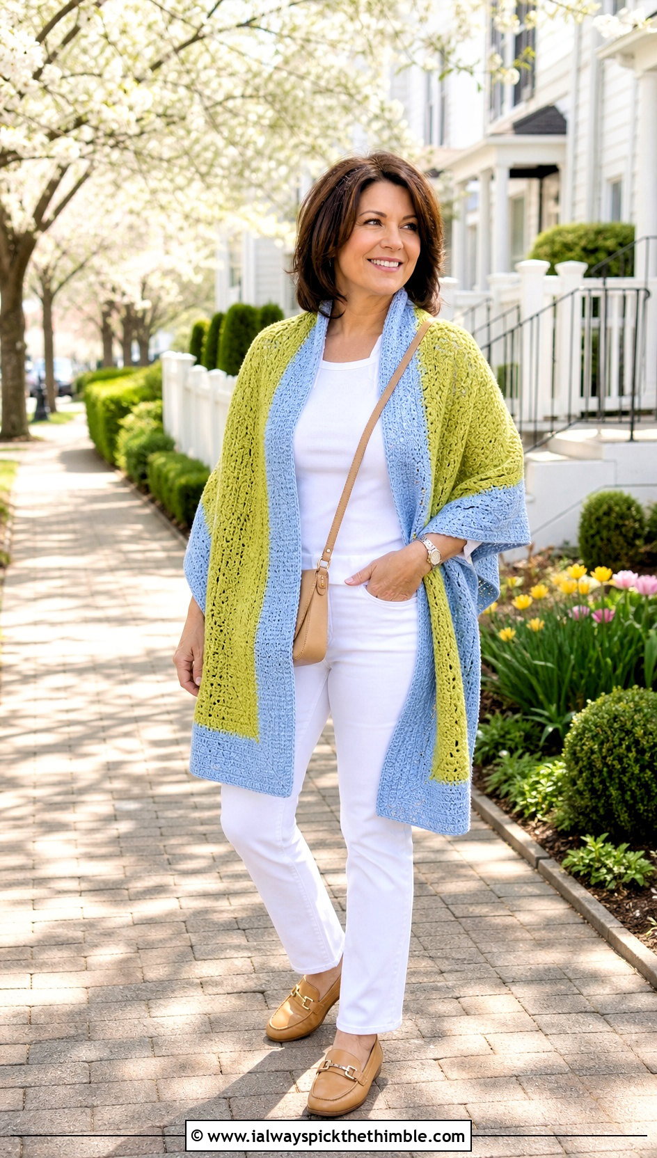 Color Block Rectangle Crochet Shawl With White Jeans - 15 Easy Crochet Shawls outfit ideas