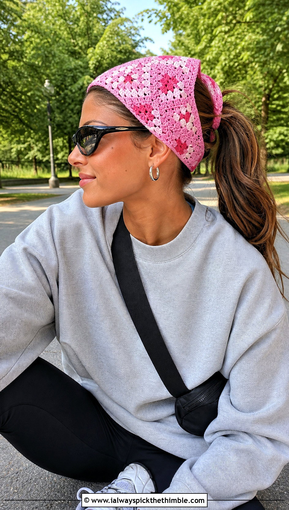 Compact Granny Square Kerchief With Sweatshirt And Leggings - 20 granny square hair scarf outfit ideas