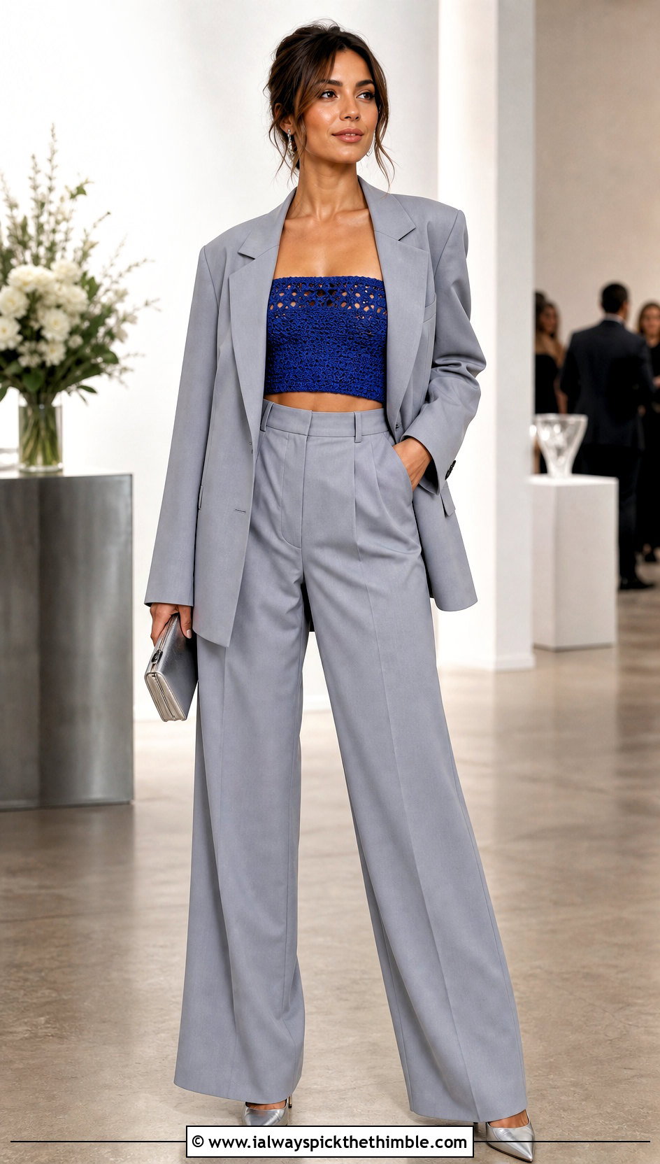Crochet Bandeau Crop Top With Oversized Suit - 20 quick crochet crop top outfit ideas