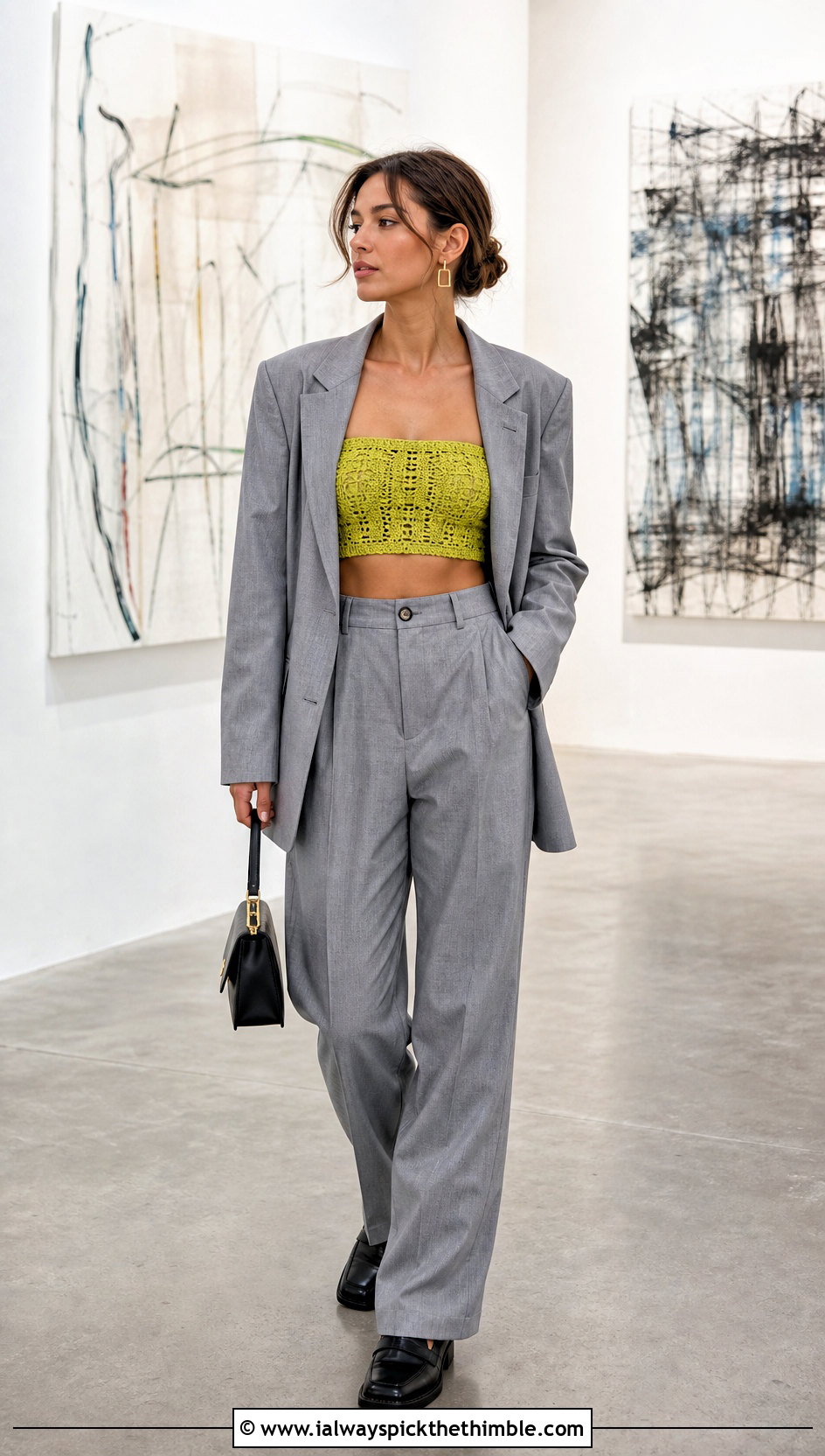 Crochet Bandeau Top With Oversized Suit - 20 diy crochet top outfit ideas