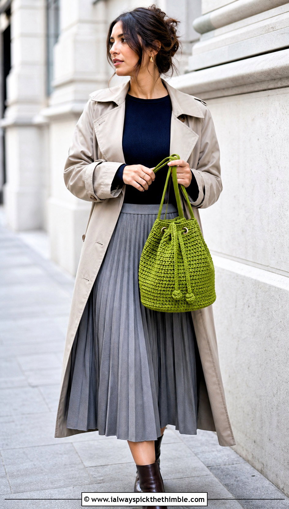 Crochet Bucket Bag With Trench Coat And Midi Skirt - 20 Fall Crochet Outfit Ideas