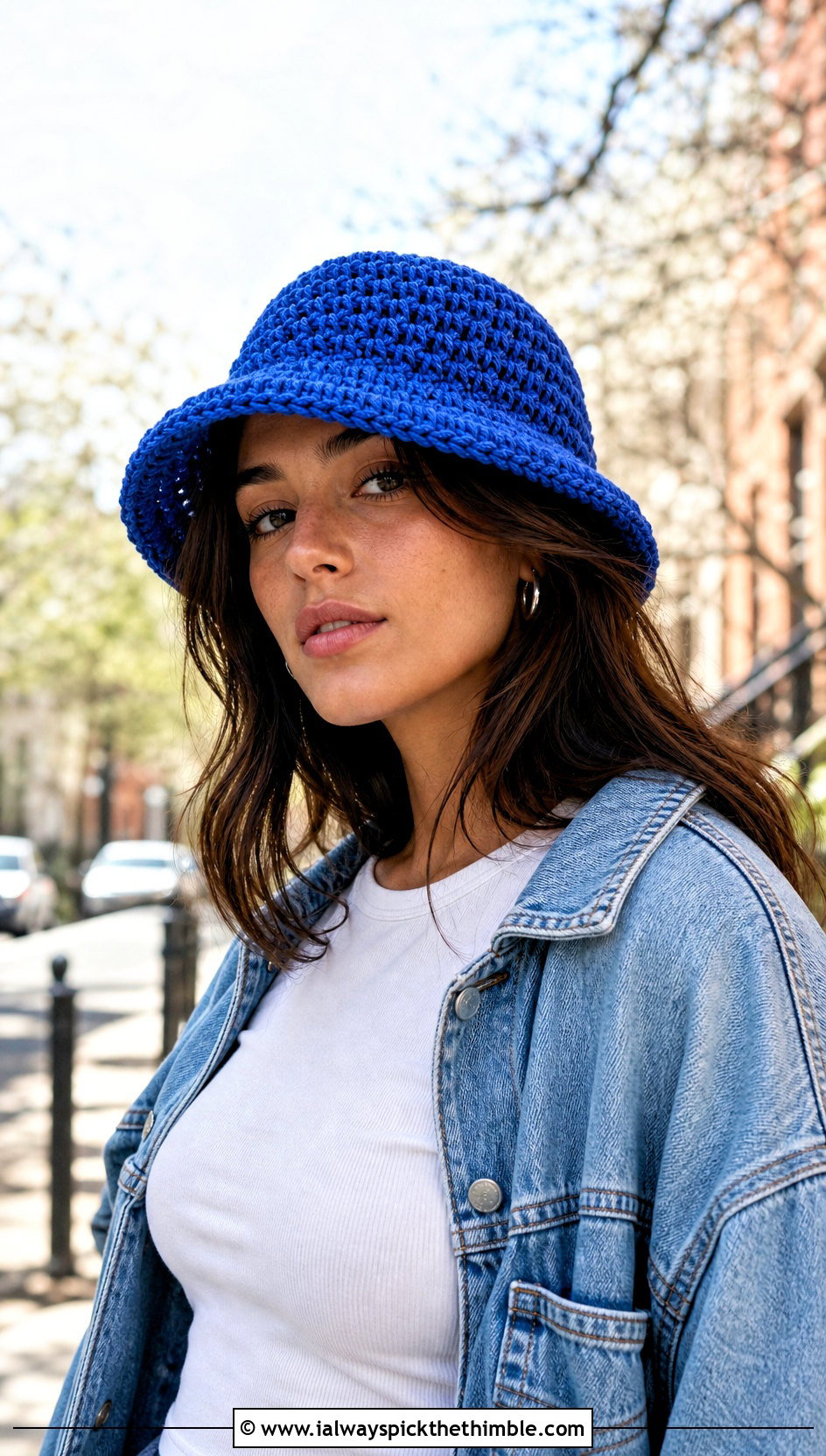 Crochet Bucket Hat With Denim Jacket Outfit - 20 Crochet Womens Hat outfit ideas