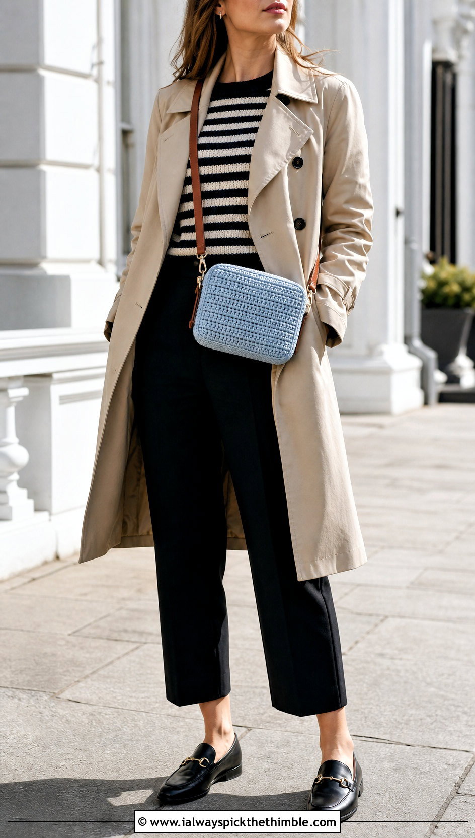 Crochet Camera Bag With Trench Coat - 25 crochet bag outfit ideas