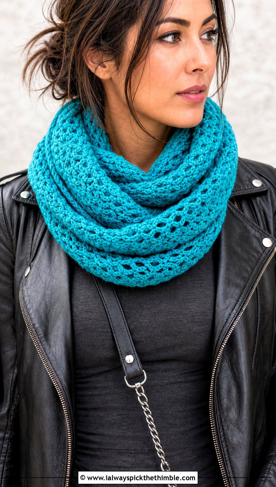 Crochet Infinity Scarf With Leather Jacket - 15 Crochet Fall Scarf outfit ideas