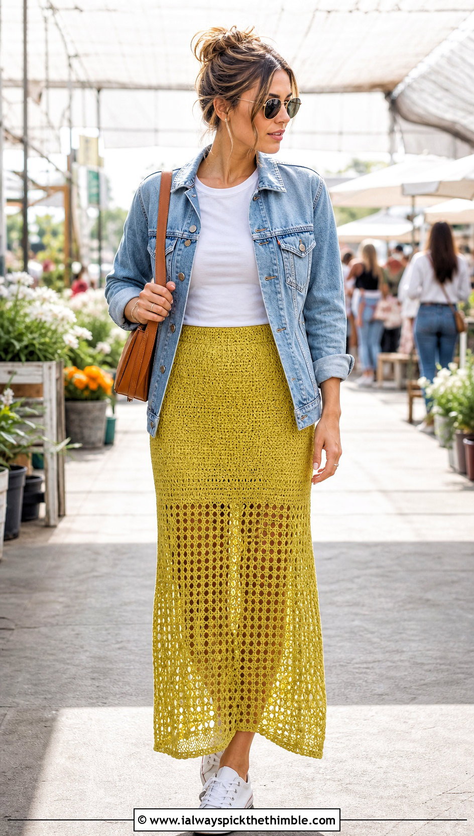 Crochet Maxi Skirt With Fitted T Shirt - 25 crochet clothes ideas