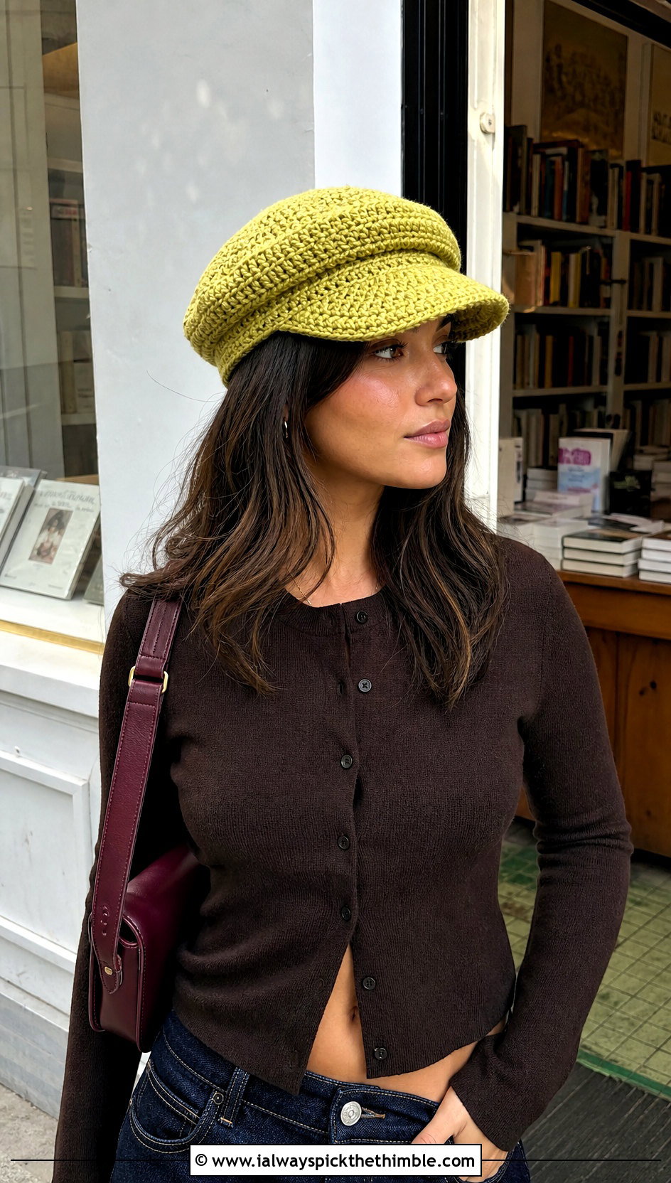 Crochet Newsboy Cap With Cardigan And Jeans - 20 hats to crochet outfit ideas