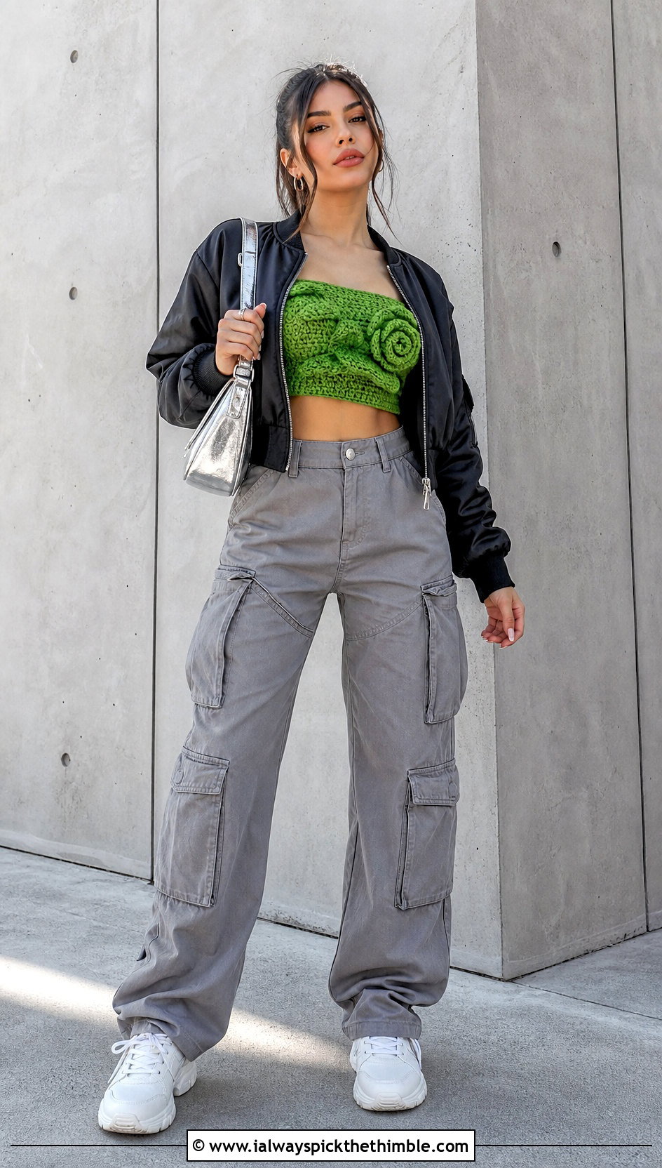 Crochet Rose Tube Top With Cargo Pants - 25 crochet rose top outfit ideas